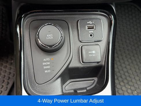 Certified 2020 Jeep Compass Latitude AWD/4WD image 27