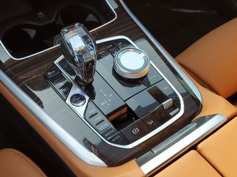 Used 2023 BMW X5 xDrive45e w/ Executive Package image 27