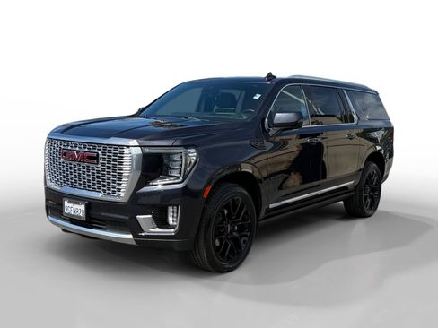 Used 2023 GMC Yukon XL Denali image 1