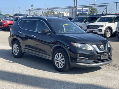 Used 2018 Nissan Rogue SV