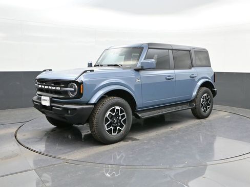 New 2025 Ford Bronco Outer Banks image 32
