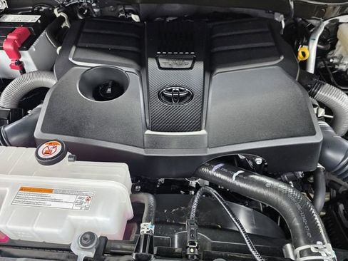 Used 2026 Toyota Tundra Limited w/ Power Package image 26