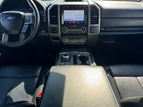 Used 2020 Ford Expedition XLT w/ Equipment Group 202A image 11