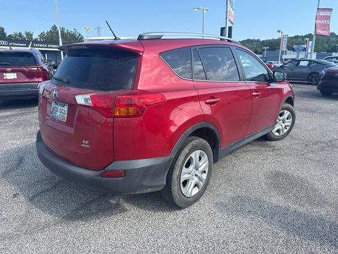 Used 2013 Toyota RAV4 LE AWD/4WD image 4