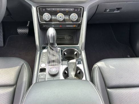 Used 2023 Volkswagen Atlas SE w/ Black Wheel Package AWD/4WD image 21