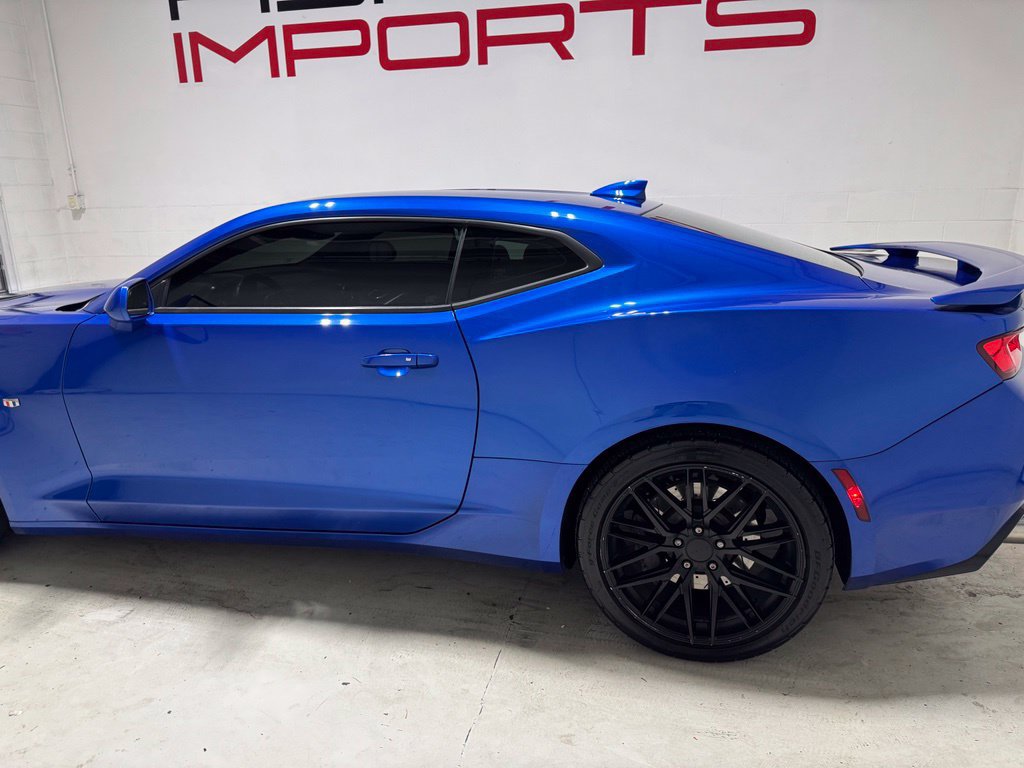 Used 2017 Chevrolet Camaro SS RWD image 4