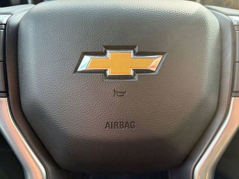 Used 2025 Chevrolet Silverado 2500 LT w/ Convenience Package AWD/4WD image 7