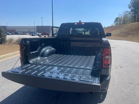 New 2026 RAM 1500 4x4 Crew Cab image 21