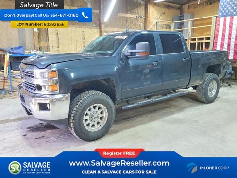 Used 2018 Chevrolet Silverado 2500 LT w/ LT Convenience Package AWD/4WD image 1