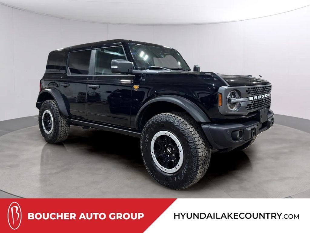Used 2025 Ford Bronco Badlands AWD/4WD image 1