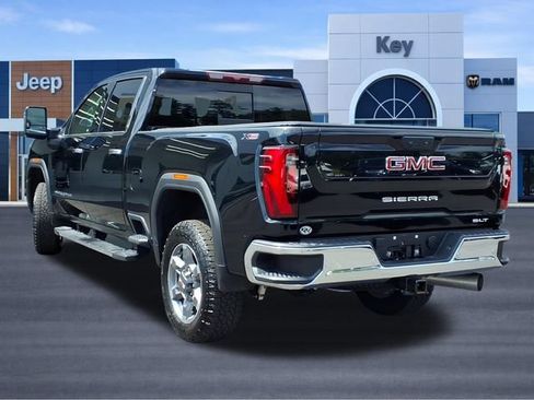 Used 2025 GMC Sierra 2500 SLT w/ SLT Premium Package AWD/4WD image 3