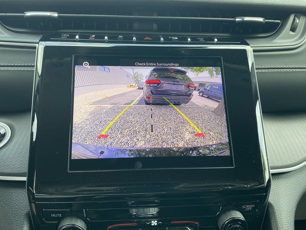 Certified 2023 Jeep Grand Cherokee L Laredo AWD/4WD image 17