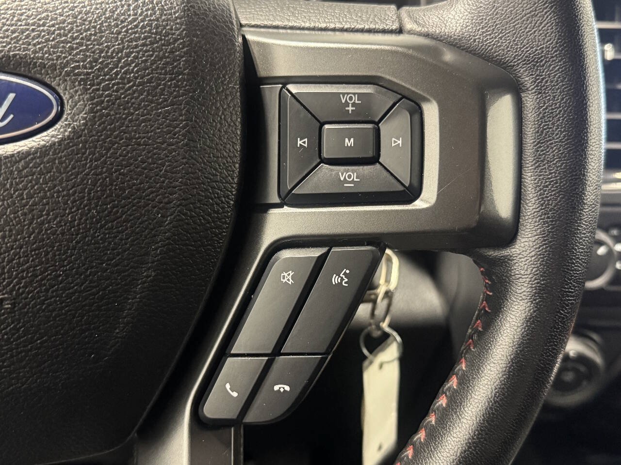 Used 2017 Ford F150 XLT w/ Equipment Group 302A Luxury AWD/4WD image 27