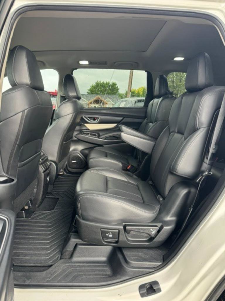 Used 2020 Subaru Ascent Limited w/ Technology Package AWD/4WD image 18