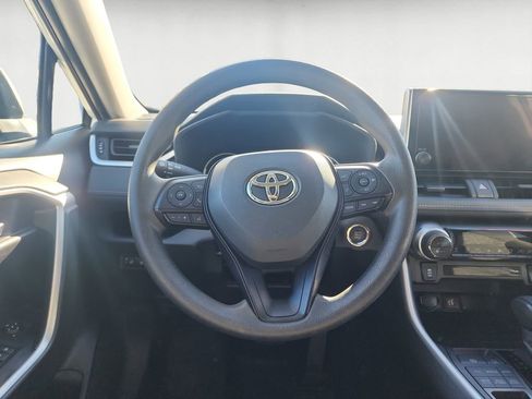 Used 2024 Toyota RAV4 XLE image 12
