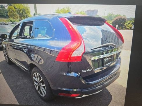 Used 2017 Volvo XC60 T6 Dynamic w/ Climate Package AWD/4WD image 2
