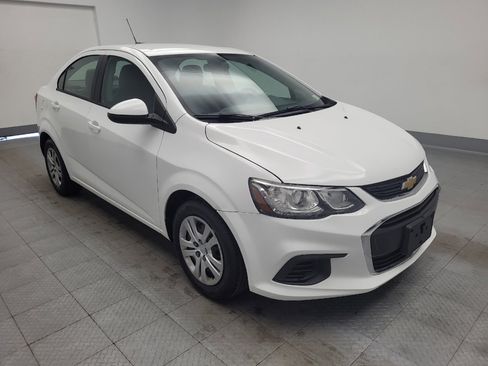 Used 2018 Chevrolet Sonic LS image 13