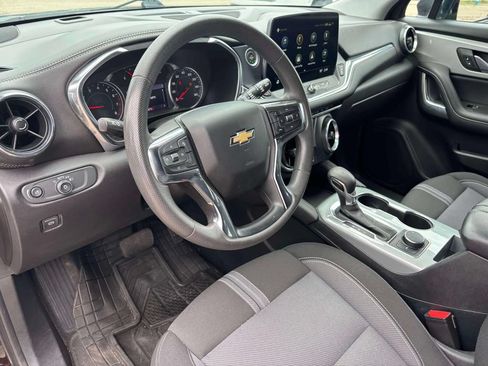 Used 2023 Chevrolet Blazer LT AWD/4WD image 6