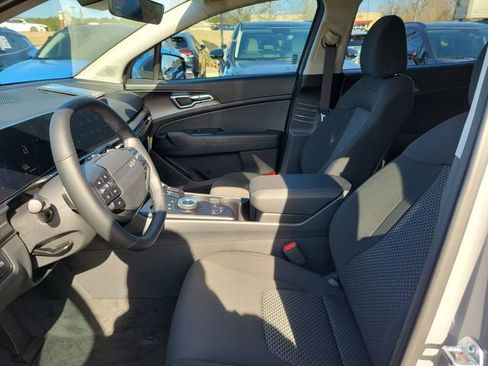 New 2026 Kia Sportage S AWD/4WD image 17