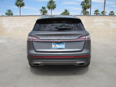 Used 2021 Lincoln Nautilus Reserve w/ Equipment Group 201A FWD image 7