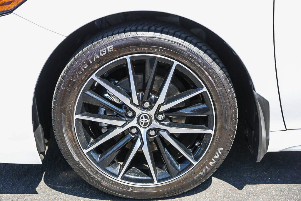 Used 2023 Toyota Camry SE FWD image 27
