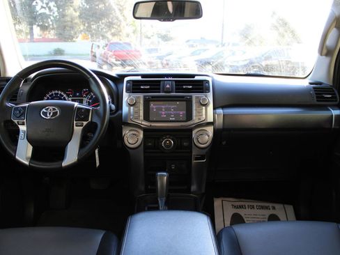 Used 2014 Toyota 4Runner SR5 Premium image 15