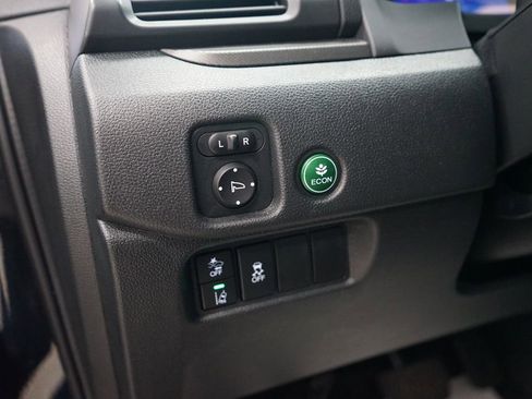 Used 2022 Honda Pilot TrailSport image 32