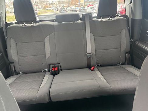 Used 2024 Chevrolet Silverado 1500 LT image 27