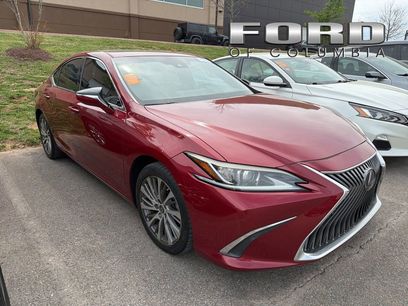 Used 2019 Lexus ES 300h w/ Premium Package