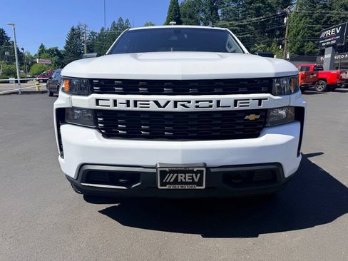 Used 2022 Chevrolet Silverado 1500 Custom AWD/4WD image 8