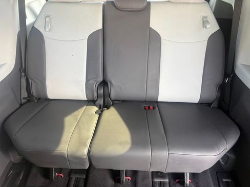Used 2022 Toyota Sienna XSE w/ XSE Plus Package AWD/4WD image 41