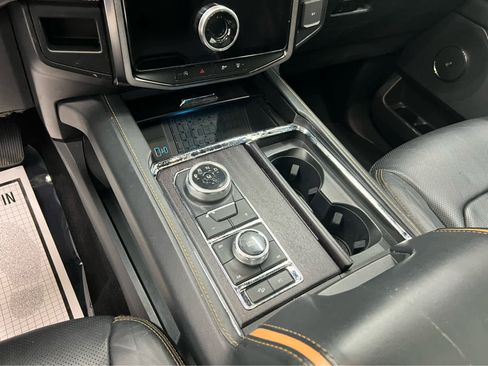 Used 2022 Ford Expedition Max Platinum image 22