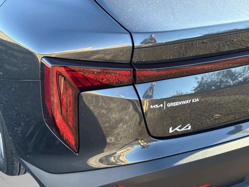 New 2025 Kia K4 LXS image 10