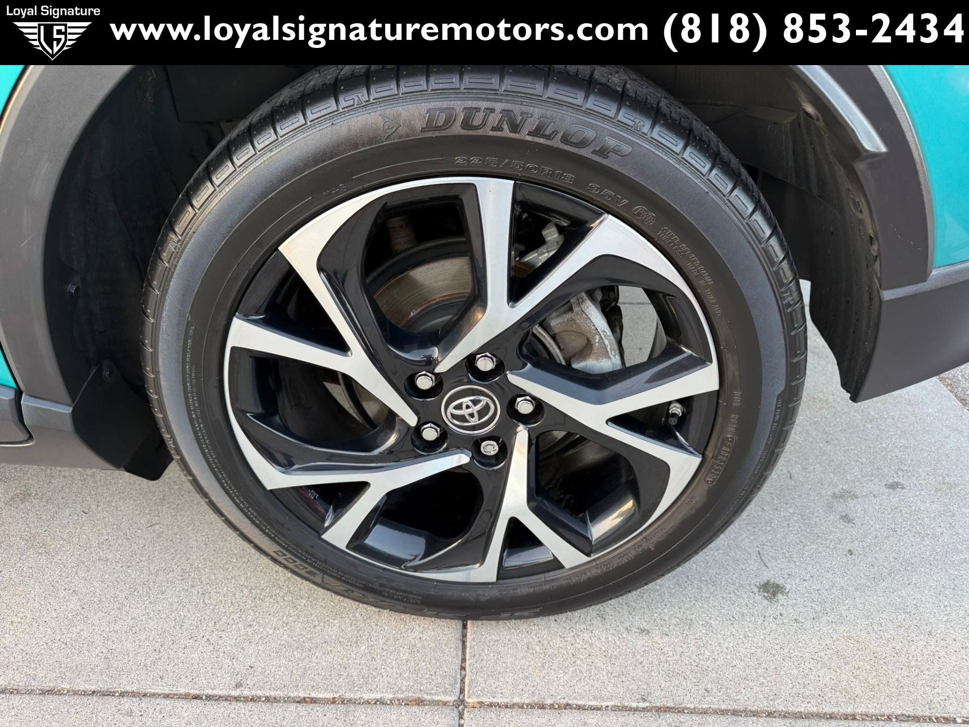 Used 2018 Toyota C-HR XLE FWD image 11