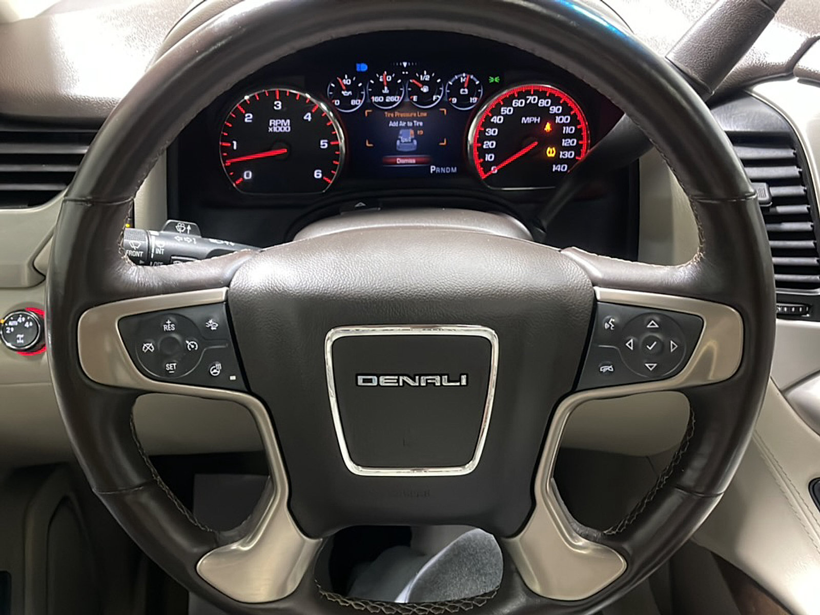 Used 2015 GMC Yukon Denali AWD/4WD image 4