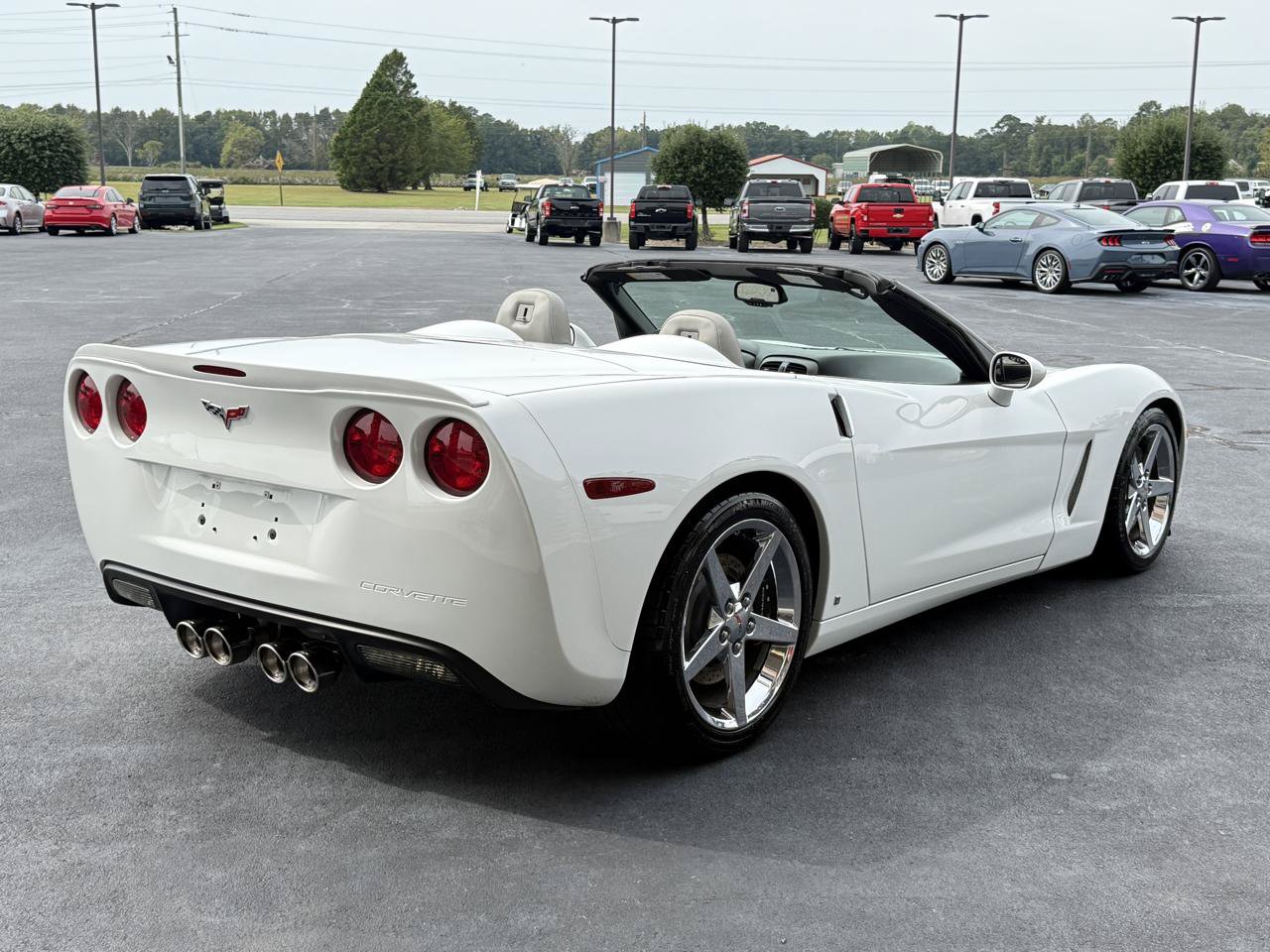 Used 2006 Chevrolet Corvette Convertible w/ Preferred Equipment Group RWD image 5