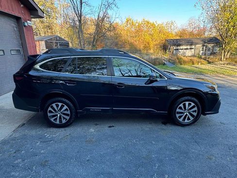 Used 2020 Subaru Outback Premium w/ Popular Package #1 AWD/4WD image 8