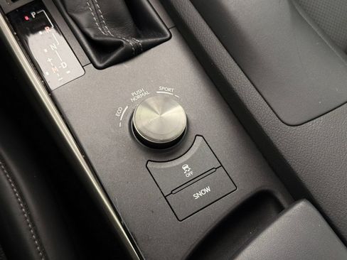 Used 2015 Lexus IS 250 w/ F-Sport Package RWD image 40