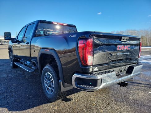 New 2026 GMC Sierra 3500 SLE image 7