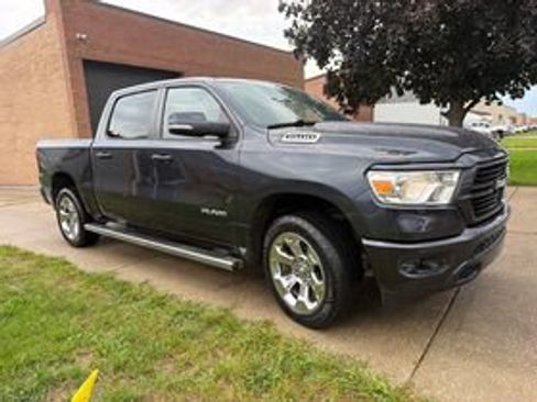 Used 2019 RAM 1500 Big Horn AWD/4WD image 5