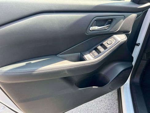 New 2026 Nissan Rogue SV AWD/4WD image 15