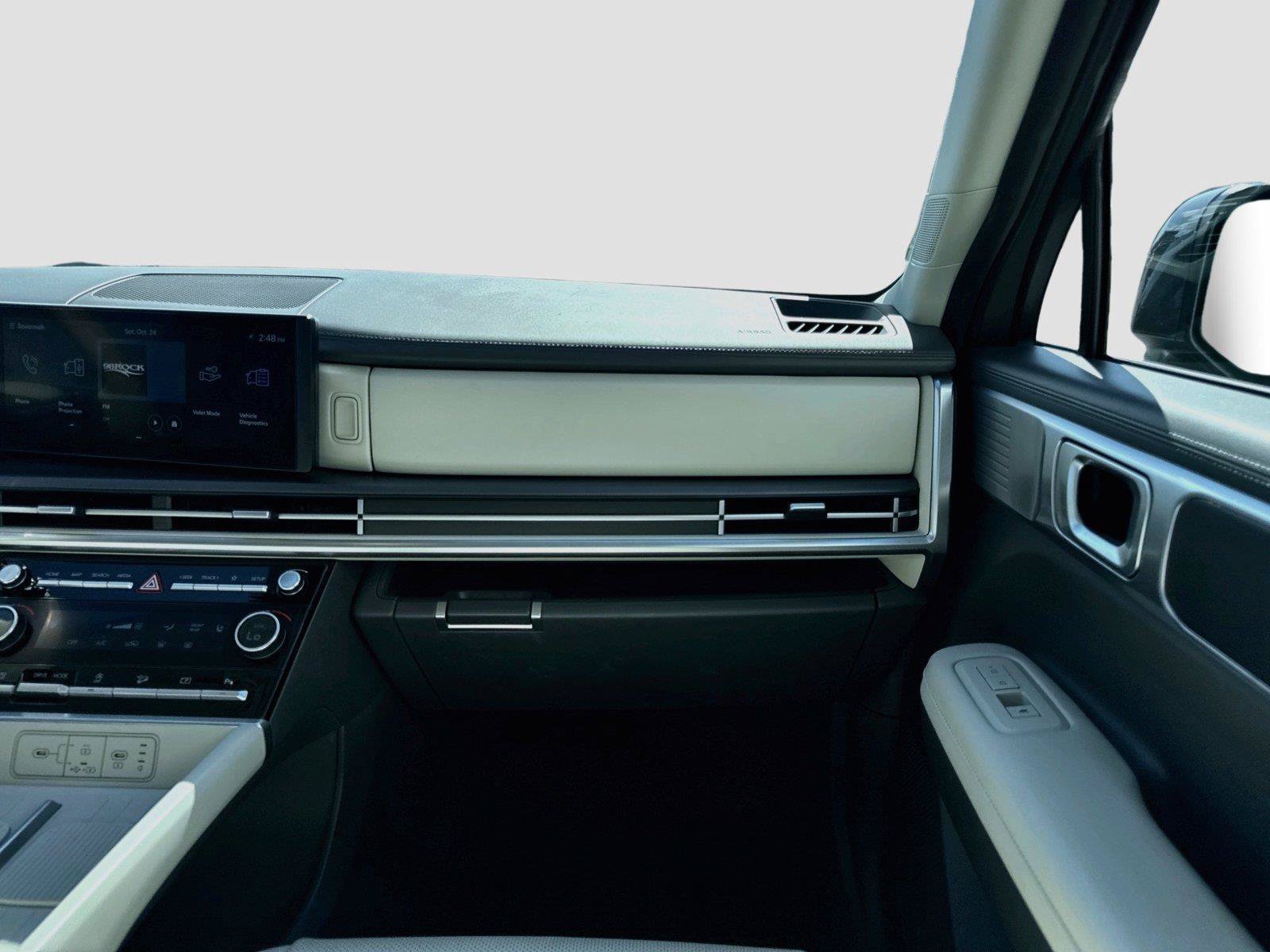 Used 2025 Hyundai Santa Fe SEL FWD image 34