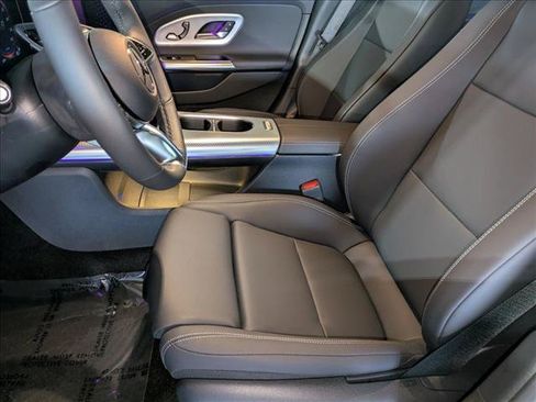 New 2027 Mercedes-Benz CLA 250+ image 3