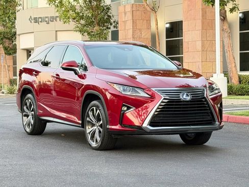 Used 2018 Lexus RX 450hL Premium w/ Premium Package AWD/4WD image 2
