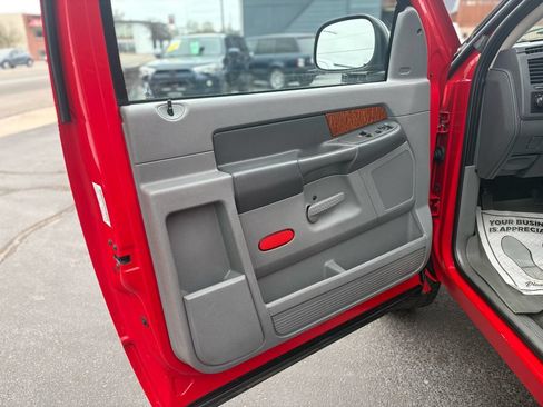 Used 2006 Dodge Ram 1500 Truck SLT AWD/4WD image 15