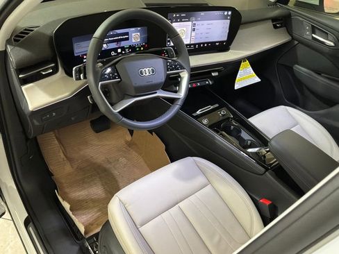 New 2026 Audi Q3 quattro 2.0T image 17