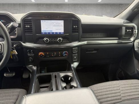 Used 2022 Ford F150 XL w/ STX Appearance Package RWD image 3