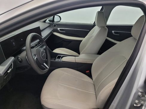 Used 2025 Hyundai Sonata SEL FWD image 17