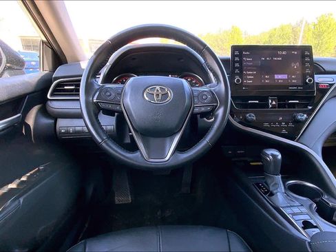Used 2024 Toyota Camry XSE FWD image 6