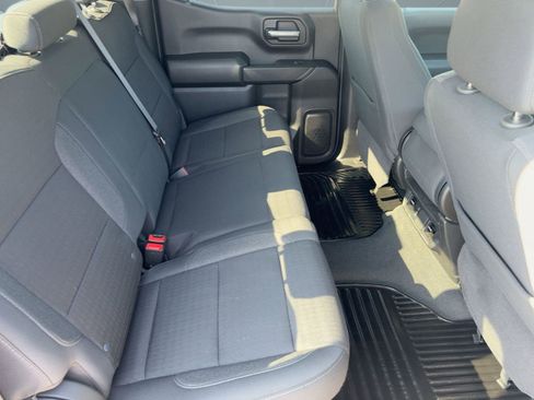 Used 2025 Chevrolet Silverado 1500 Custom image 28